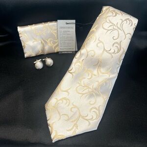 NWT-Elegant Silk Gold and Cream Tie Set